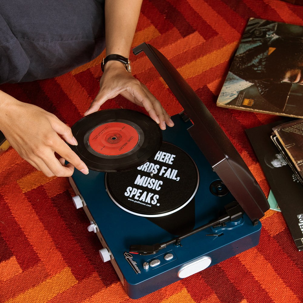 Gadhouse Brad MKII Record Player - Navy + Bundled Majority D40X Bluetooth Speakers