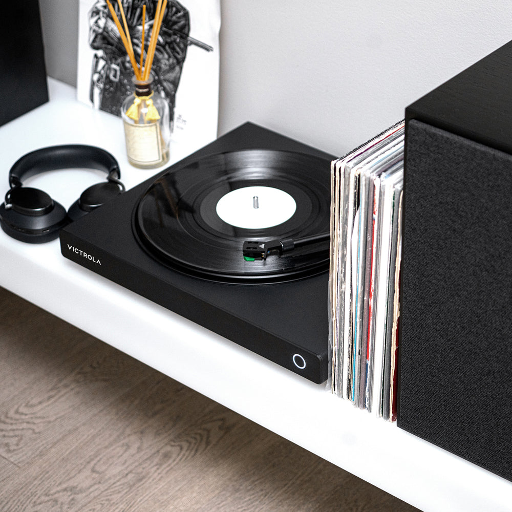 Bluetooth Hi-Res Onyx Turntable + Turntable Stand - Victrola