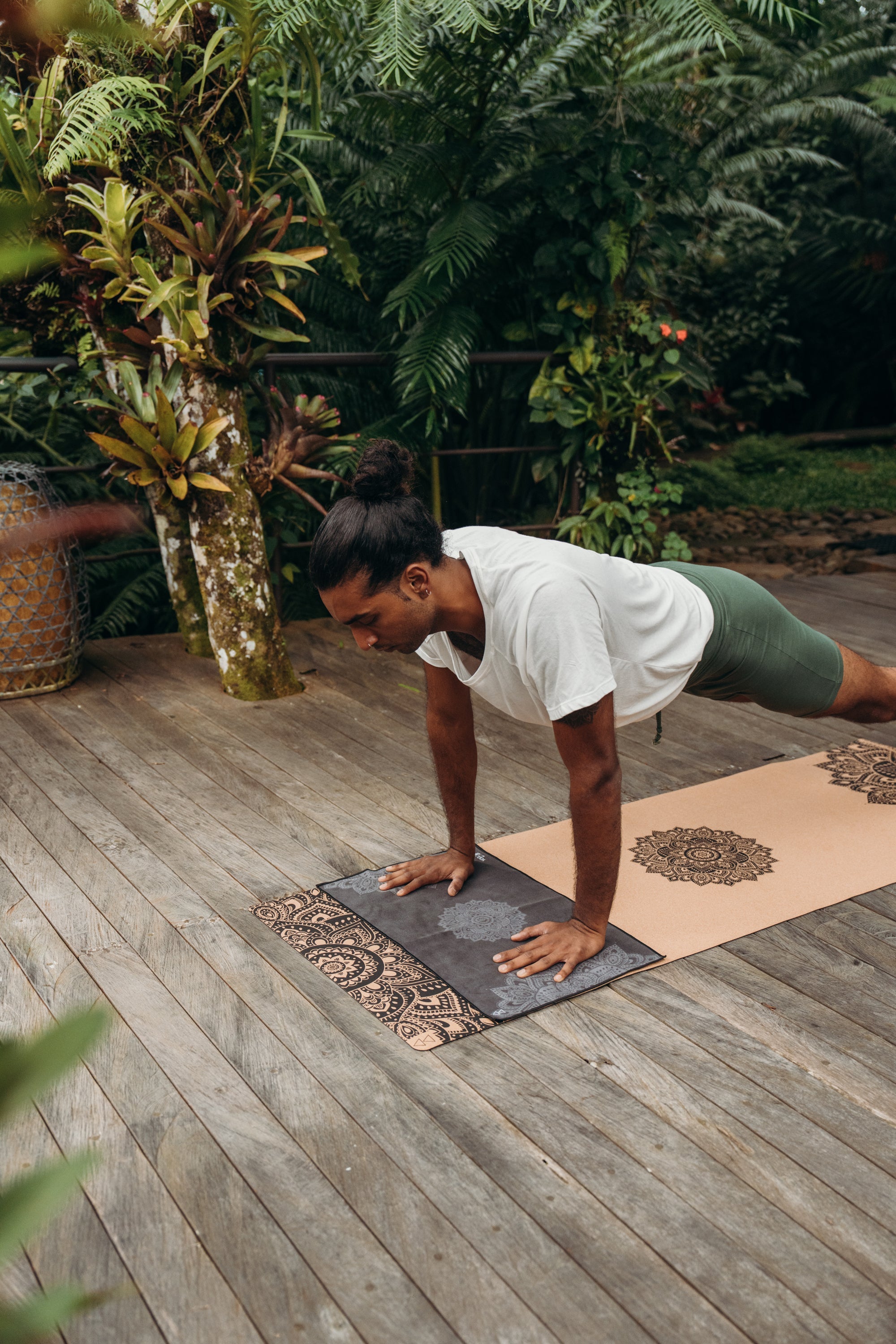 Lightweight Non-Slip Hand Yoga Towel, Mandala Black, YDL