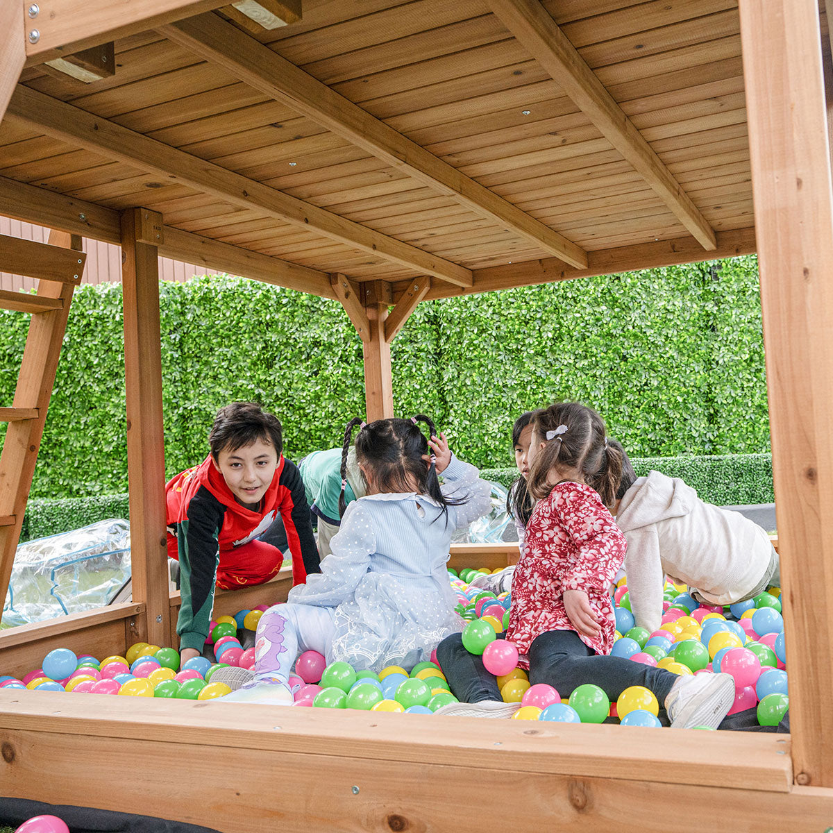 Lifespan Kids Warrigal Cubby House with 2.2m Slide White