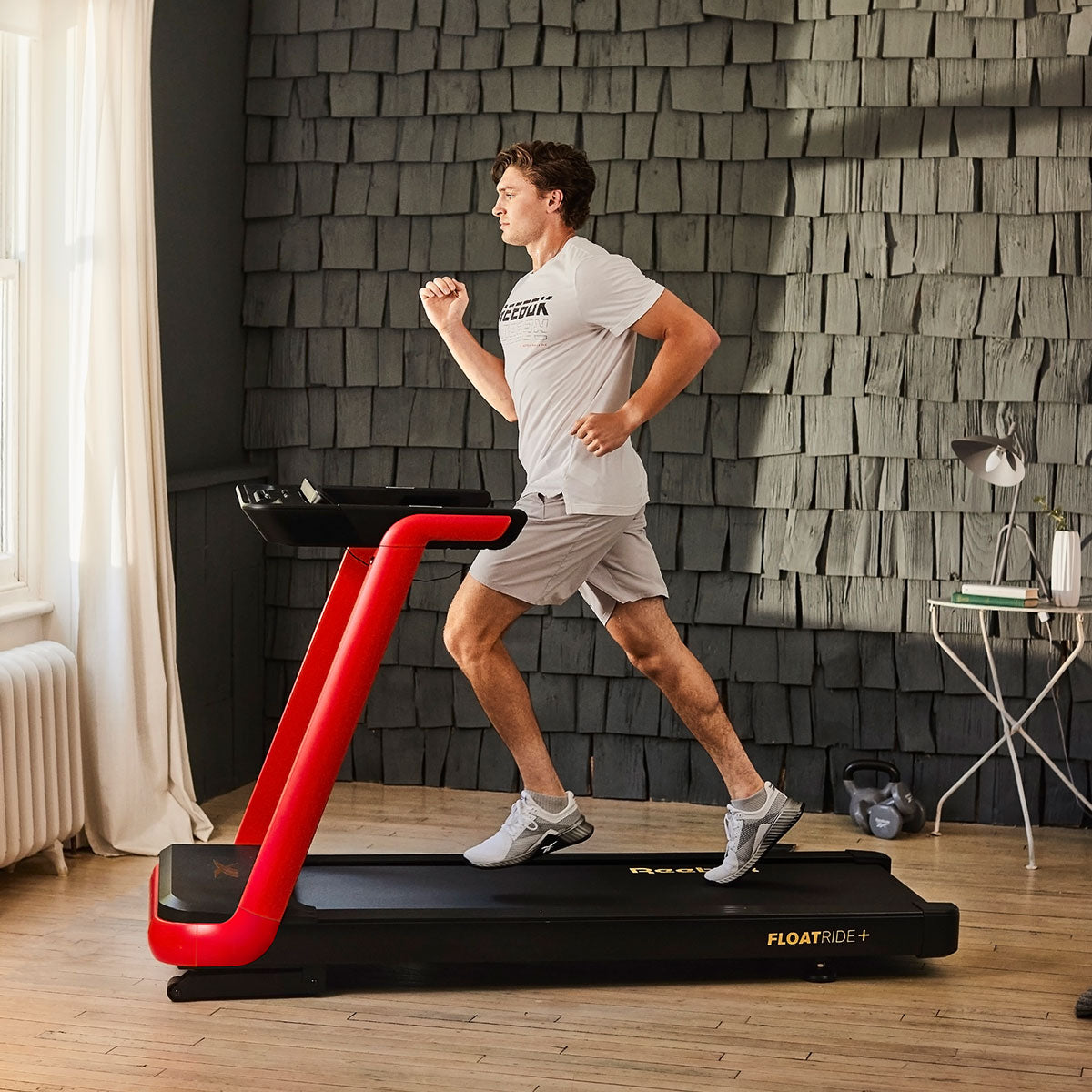 4HP Motor Treadmill with 20 kph Speed & Zwift - Reebok