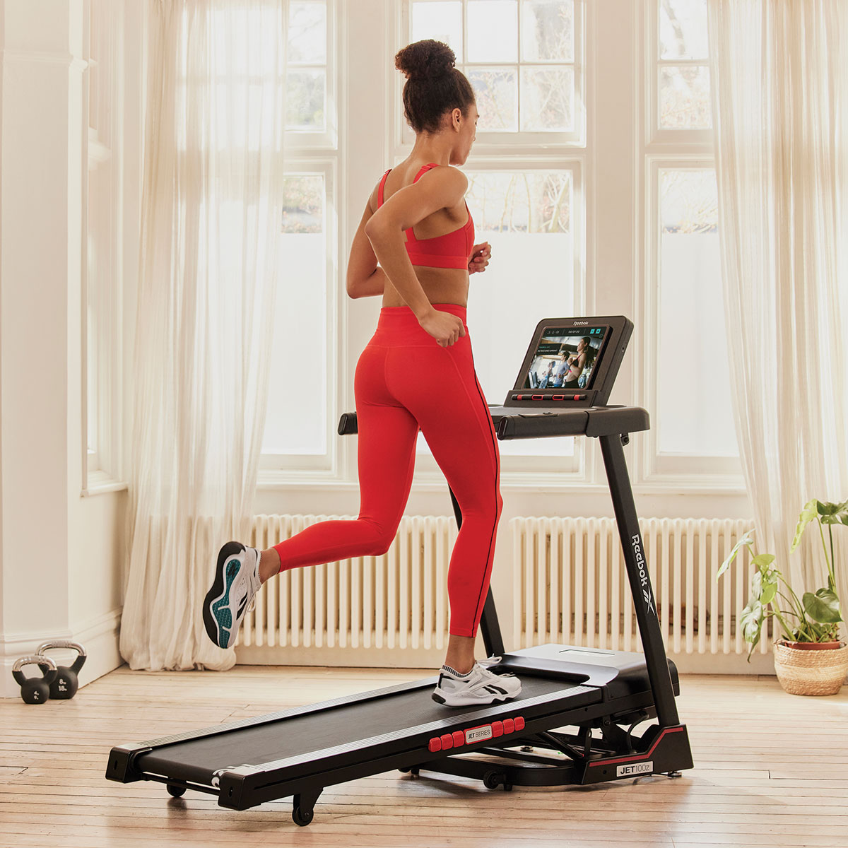 Air Motion Cushioned Treadmill, 12 Inclines, 24 Programs - Reebok