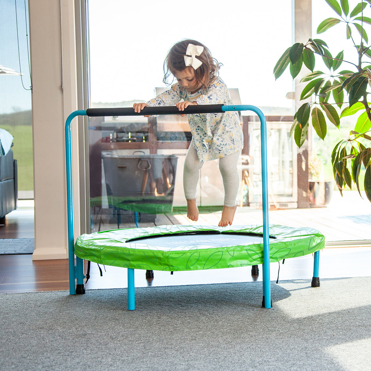 Lil' Hopper 40" Kids Trampoline Colourful Springless