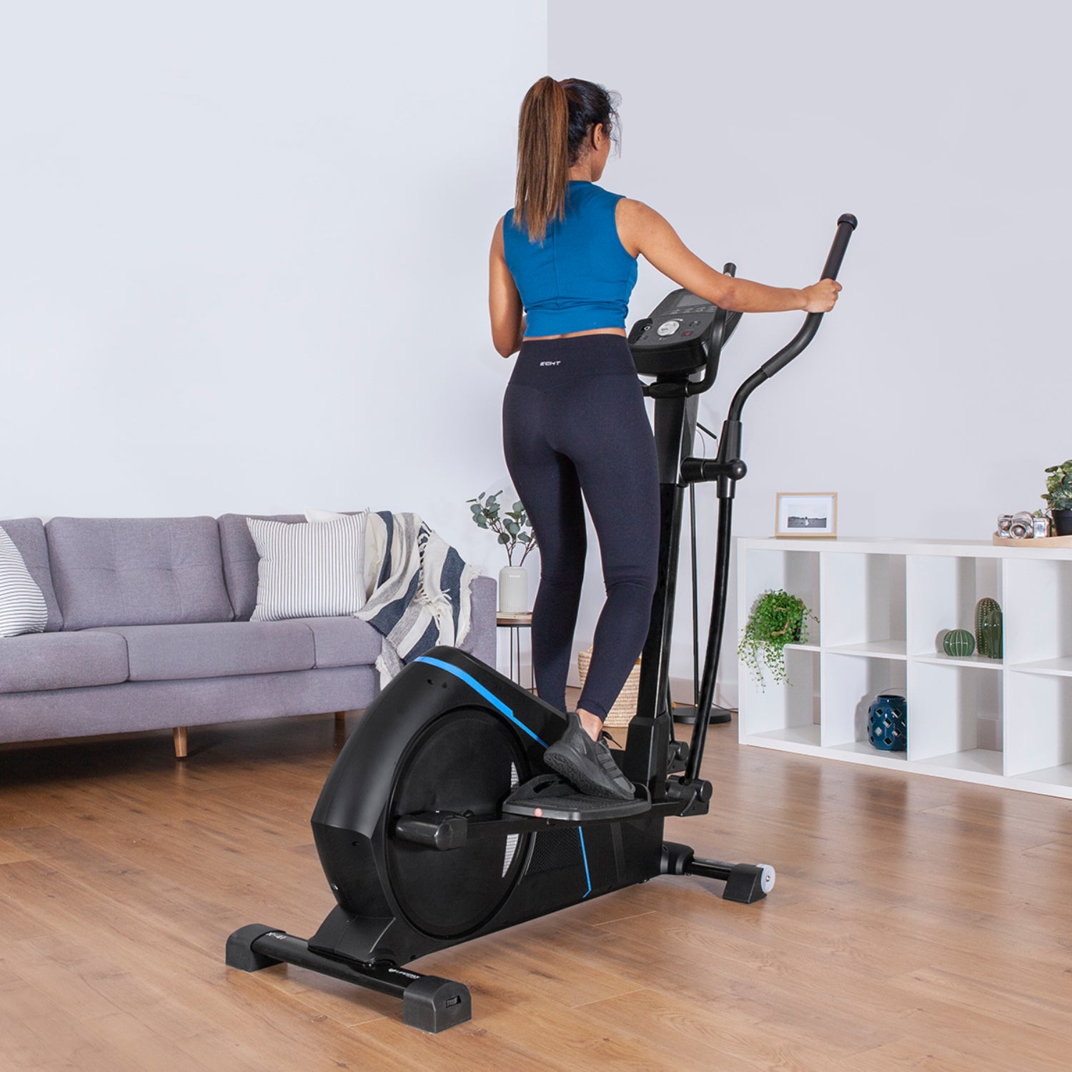 X-41 Elliptical Cross Trainer 46cm Stride 18 Programs