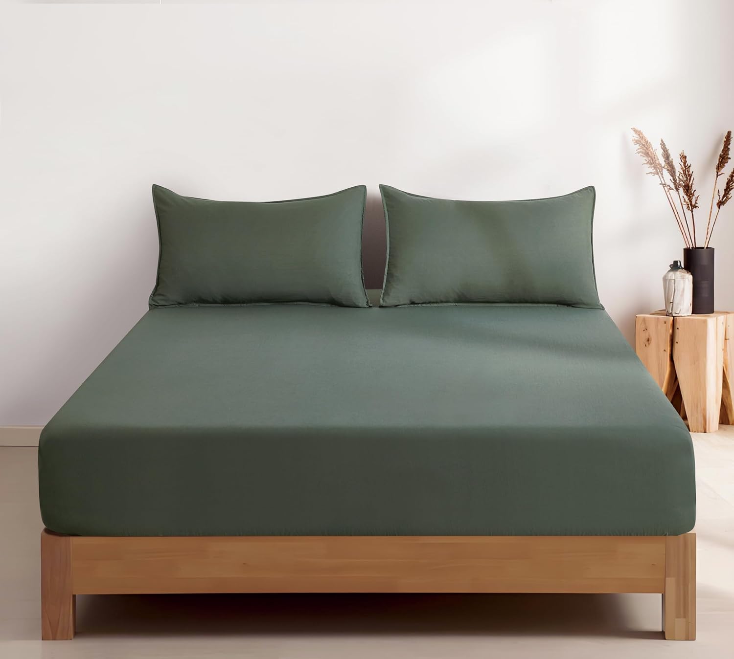 100% Vintage Washed Microfibre Fitted Sheet Set – Ultra Soft & Lightweight All-Season Fitted Sheet with 2 Pillowcases Khaki Green, Double Size