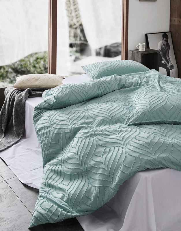 100% Premium Tufted Microfibre Quilt Cover Set - Ultra-Soft, Durable Embroidery Bedding Comforter Set - Machine Washable & Zipper Closure - Sage Green - Double