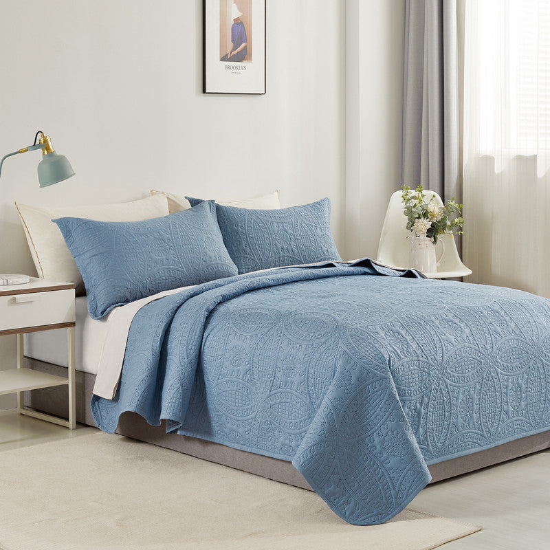 Lisbon Quilted 3-Piece Embossed Coverlet Set Blue, Double/Queen