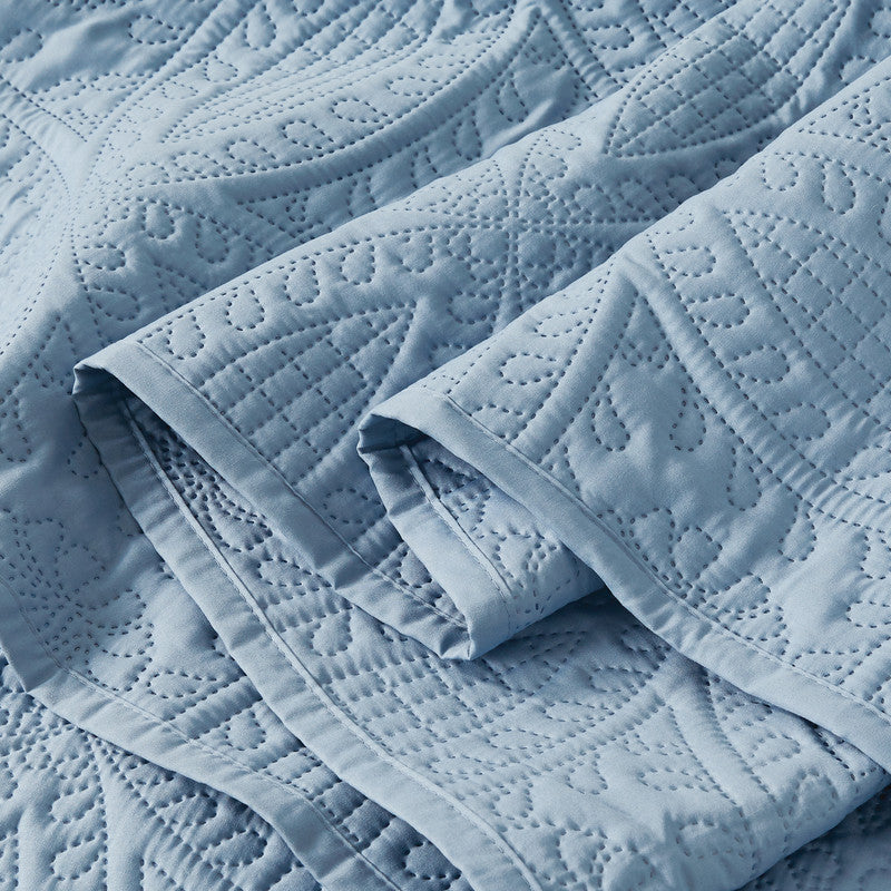Lisbon Quilted 3-Piece Embossed Coverlet Set Blue, Double/Queen