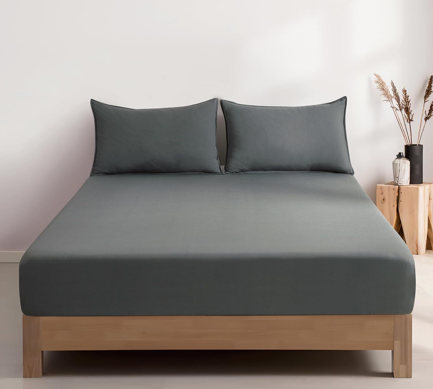 100% Vintage Washed Microfibre Fitted Sheet Set – Ultra Soft & Lightweight All-Season Fitted Sheet with 2 Pillowcases Grey, King Size