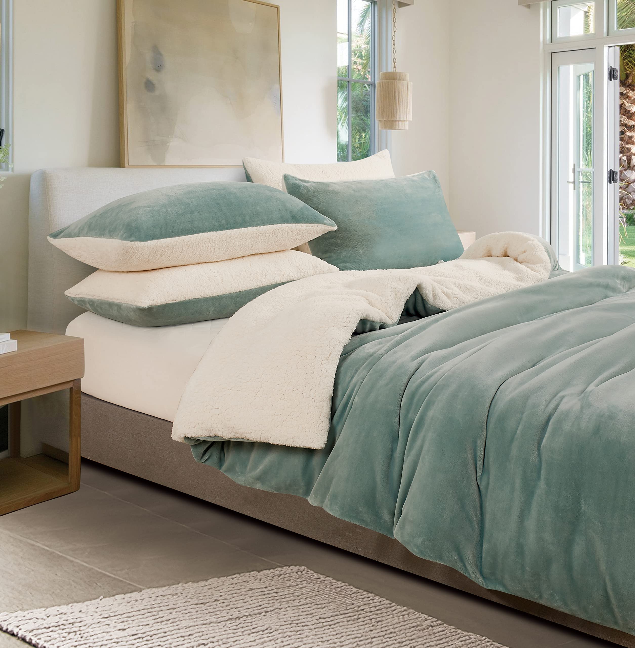 2-in-1 Teddy Sherpa Quilt Cover Set Sage Green, Super King