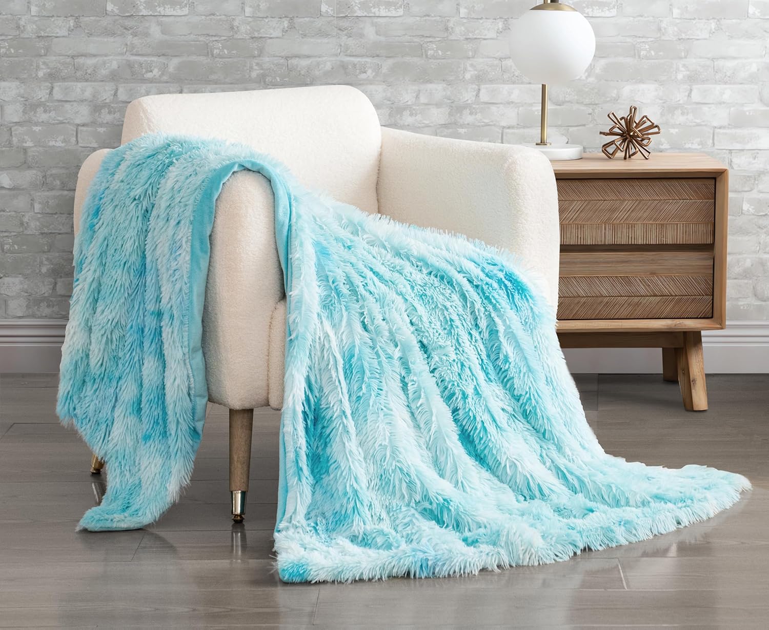 Ultra-Soft Faux Fur Reversible Throw Blanket - Blue Gioia Casa