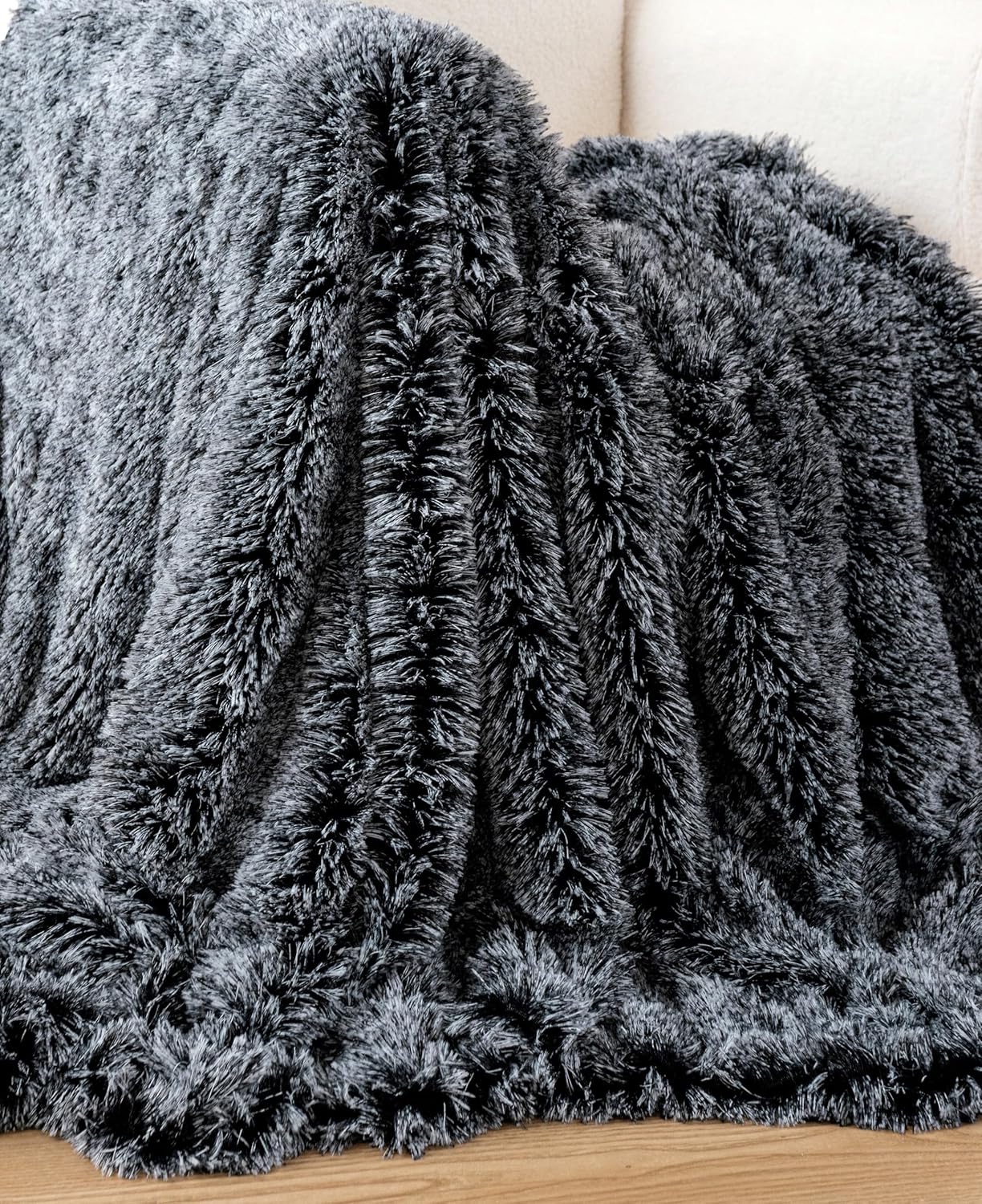 Ultra-Soft Faux Fur Shaggy Throw - Reversible, Warm, Charcoal Gioia Casa