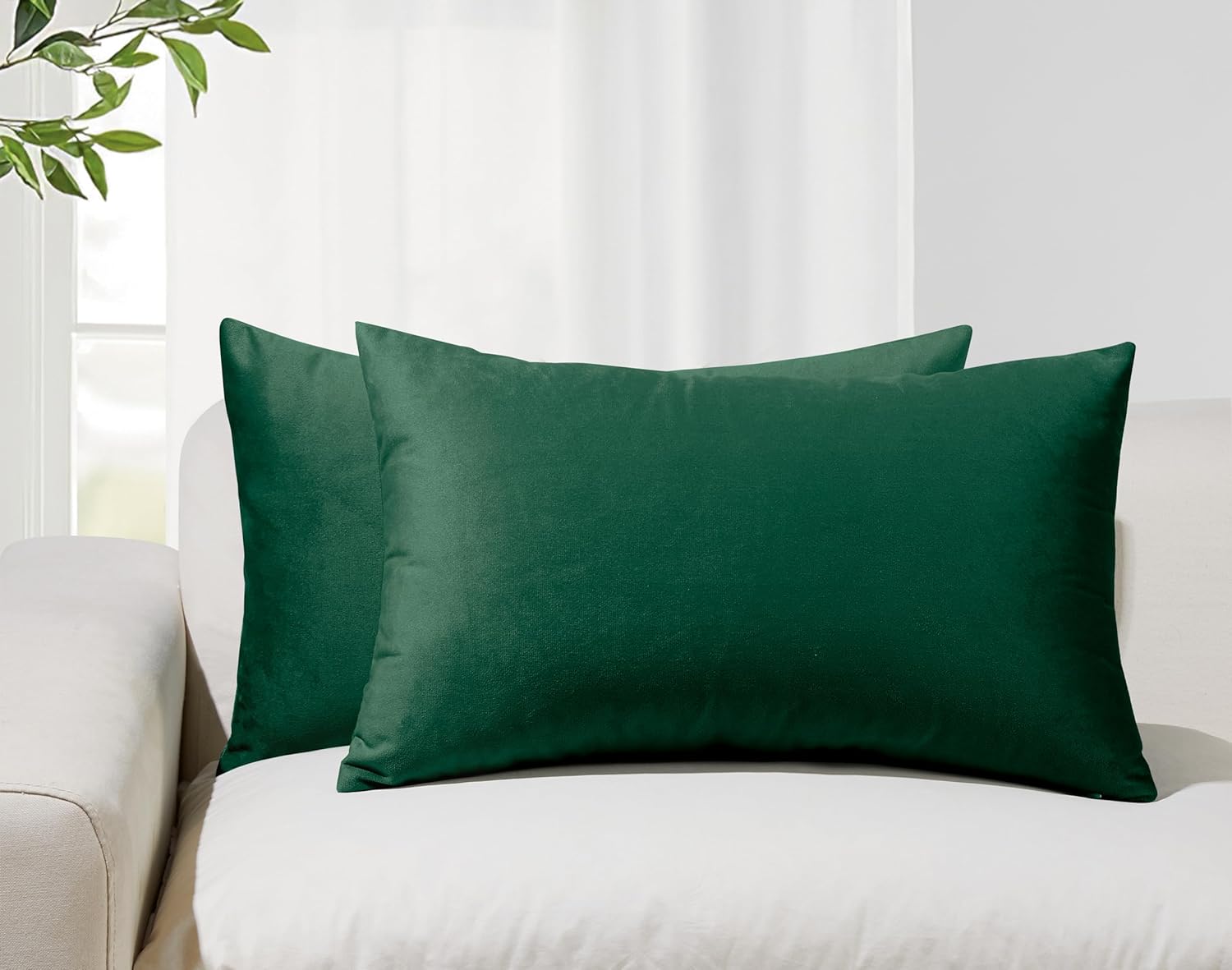Twin-Pack Velvet Cushion Covers - Soft Microfibre Cushion Covers with Hidden Zipper Emerald Green, 30cm*50cm