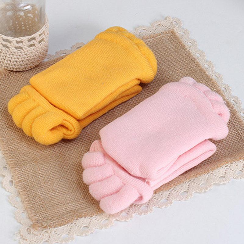1 Pair Yoga Massage Socks Toe Separator Foot Alignment & Pain Relief - Beige