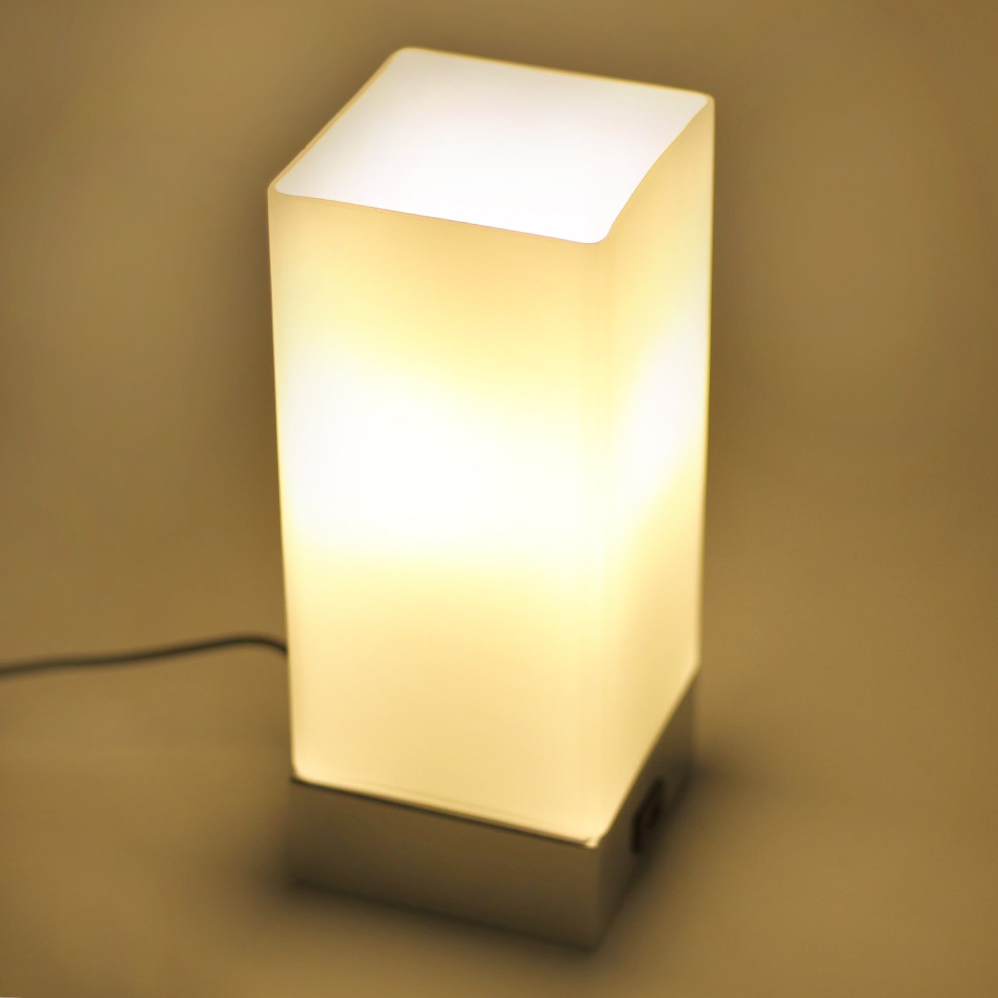 Touch Lamp with USB, Glass Shade, Metal Base - Jessica