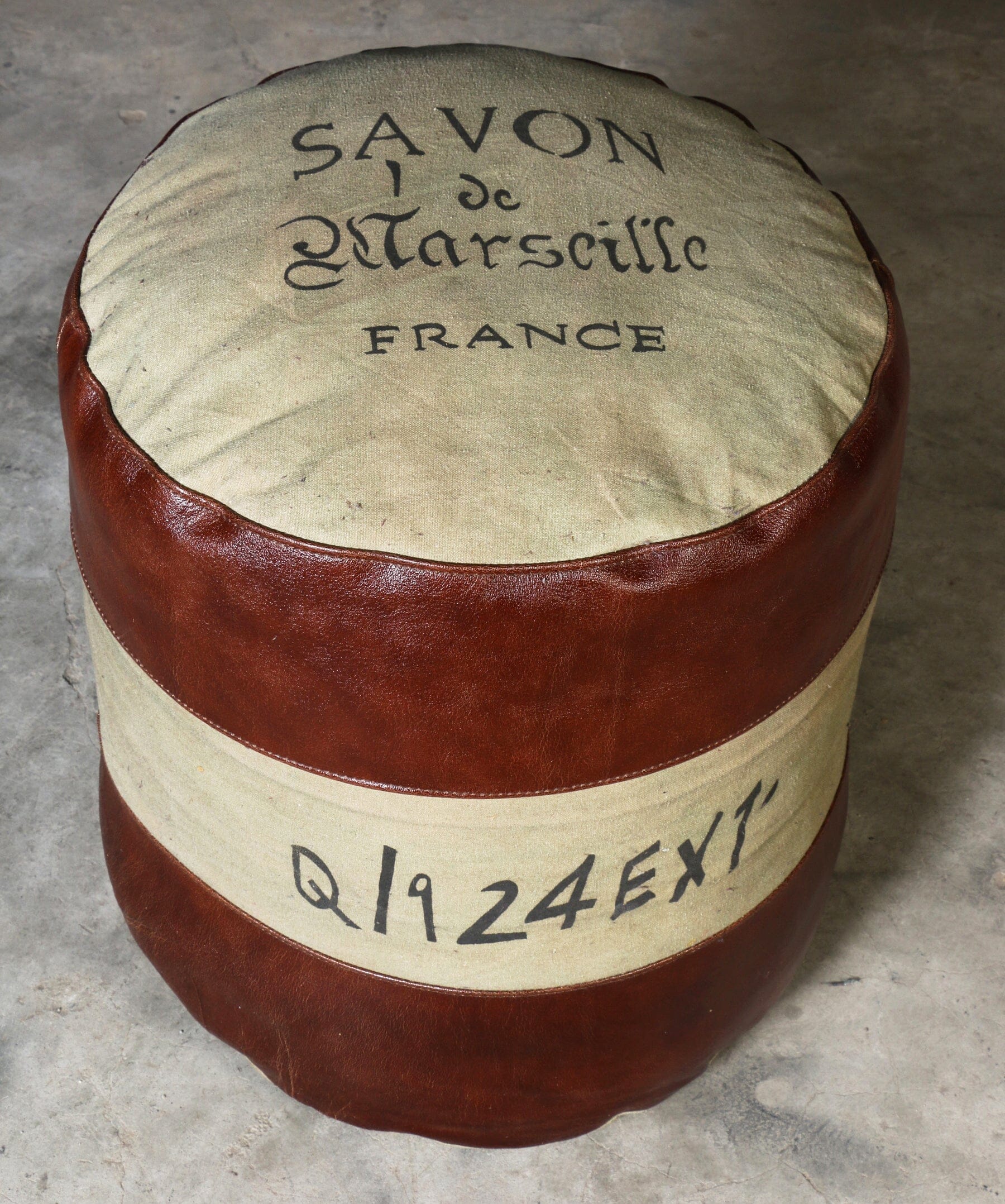 SAVON FRANCE ROUND HAND MADE OTTOMAN