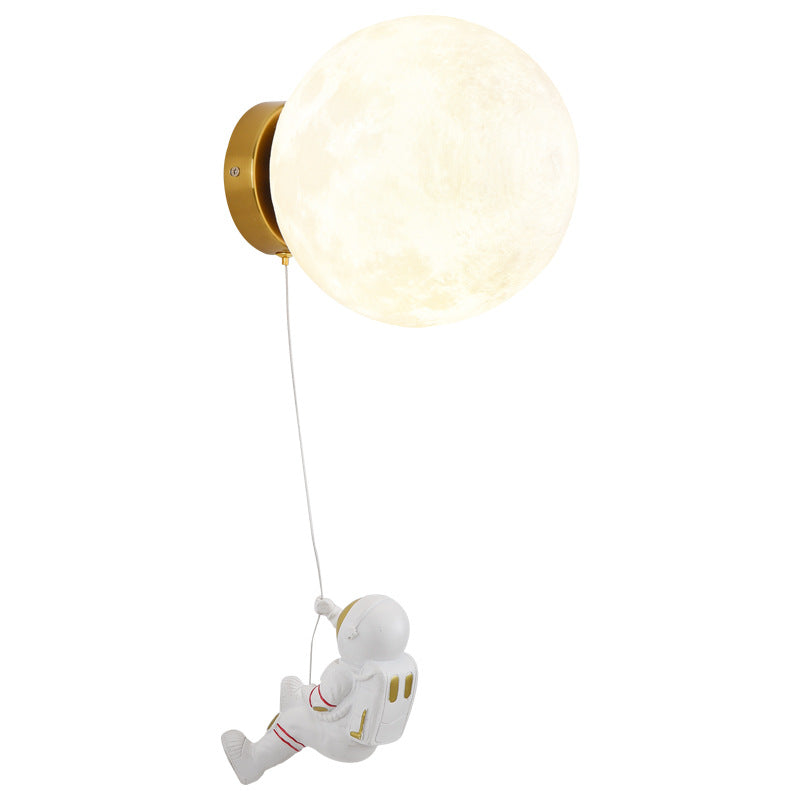 Astronaut Moon Wall Lamp with Warm Light,Diameter 15cm