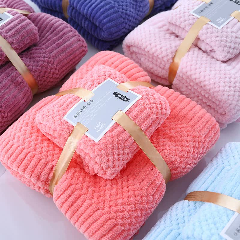 2 PCS Dark Pink Coral Fleece Towel and Bath Towel Set - Ultra Soft, Absorbent, and Lint-Free for Home and Spa
