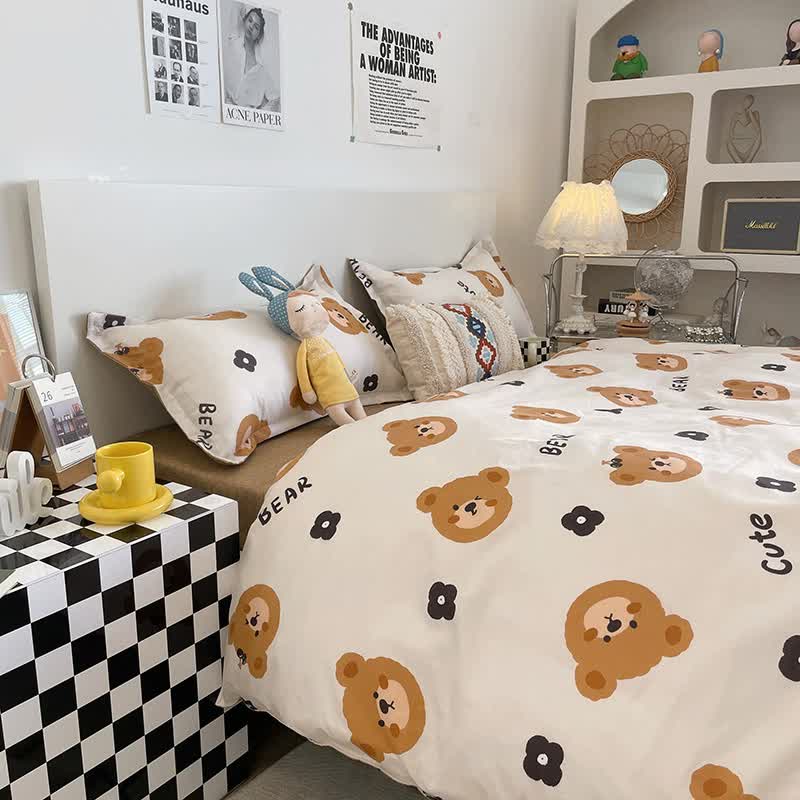 Cartoon Bear 4-Piece Bedding Set with Comforter and Pillowcases for Kids - Soft and Cute Bed Linen Comforter 150x200cm, Bed Sheet 160x230cm, Pillowcases 48x47cm