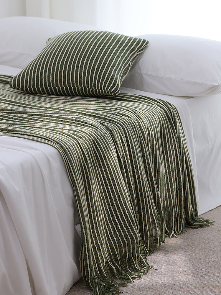 Green Cozy Knit Throw Blanket with Fringe - Stylish Striped Bed End Cover, 127x220CM