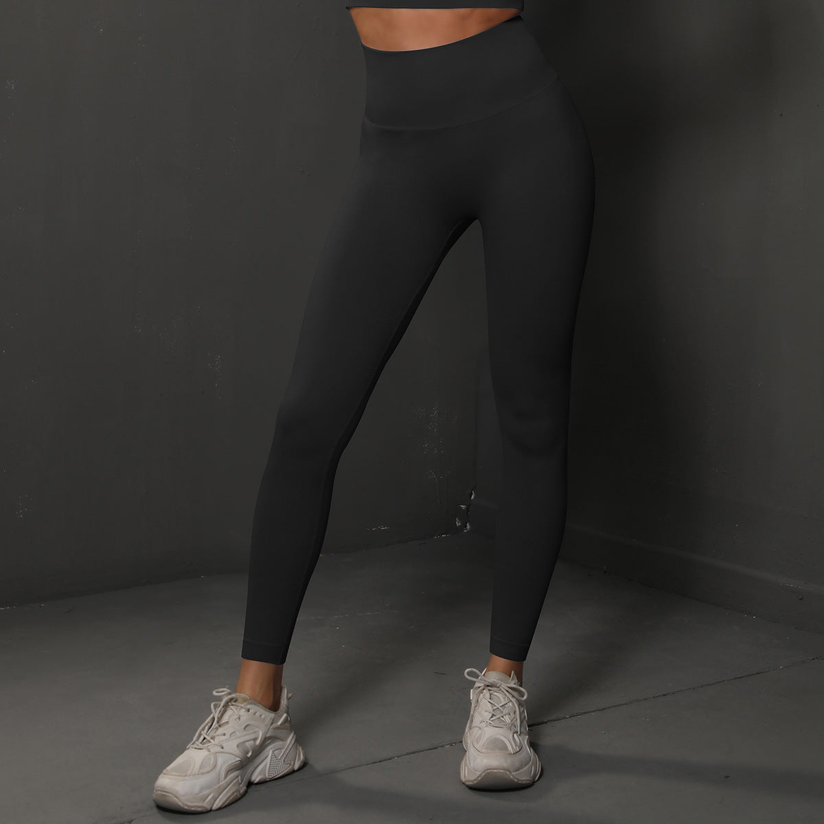 Size L Black Seamless High-Waisted Yoga Pants for Women - Lift Workout Leggings for Running, Gym, and Fitness