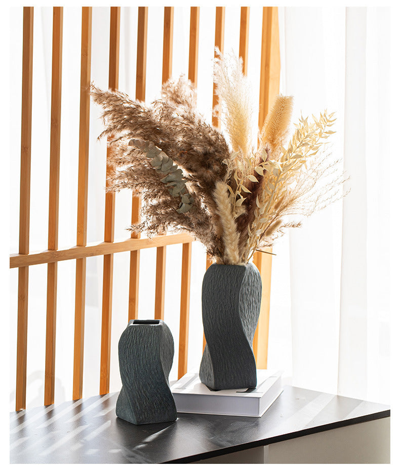 Grey Abstract Twisted Ceramic Vase - Artistic Minimalist Flower Holder for Home Decor 20x10x10cm