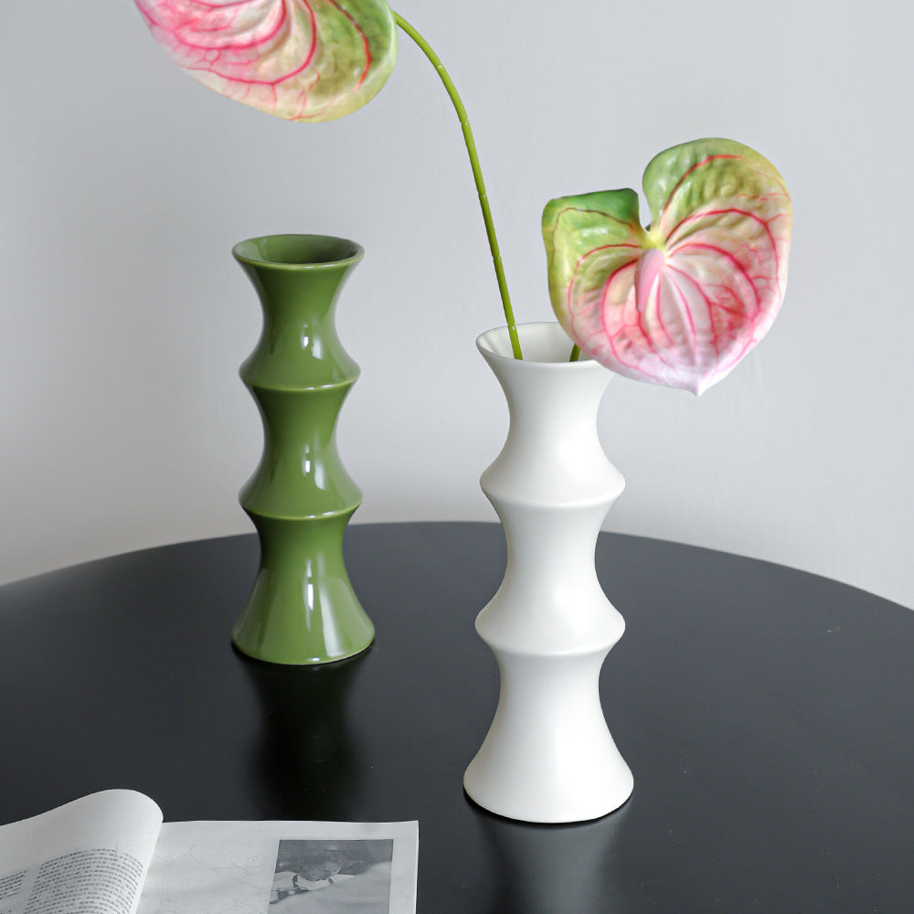 Glossy GreenCeramic Vase - Unique Bamboo-Look Design 25.5x9x7cm