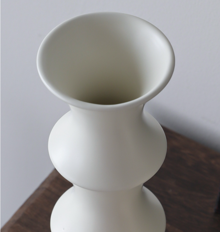 Matte White Ceramic Vase - Unique Bamboo Shape Design 25.5x9x7cm