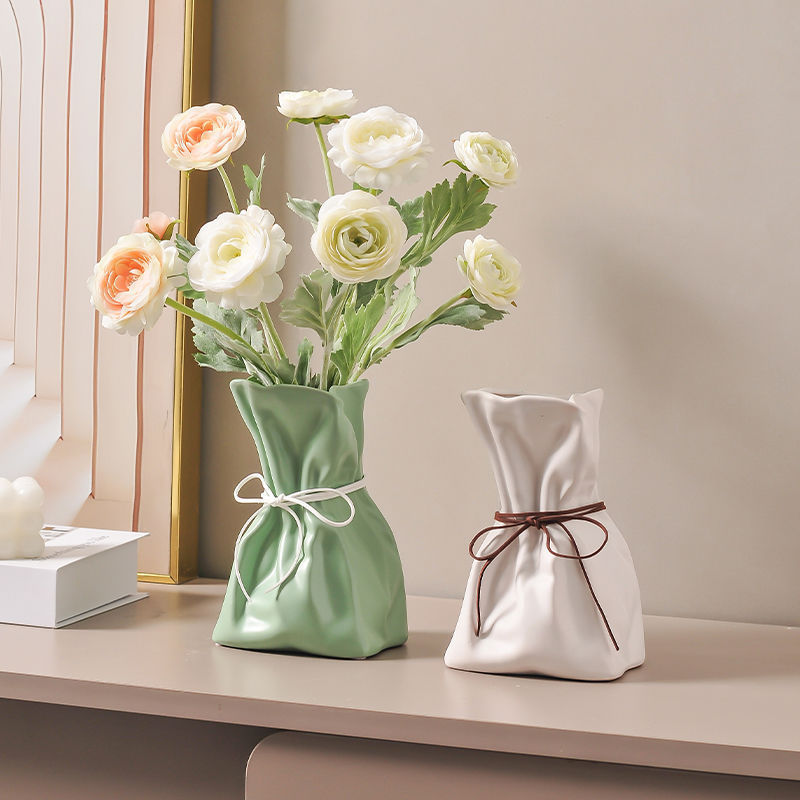Yellow And White Chic Money Bag Inspired Vase - Modern Resin Decorative Flower Holder & Tabletop Accent Use the mobile phone as a reference for size
