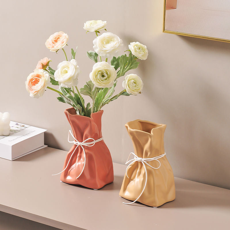Yellow And White Chic Money Bag Inspired Vase - Modern Resin Decorative Flower Holder & Tabletop Accent Use the mobile phone as a reference for size