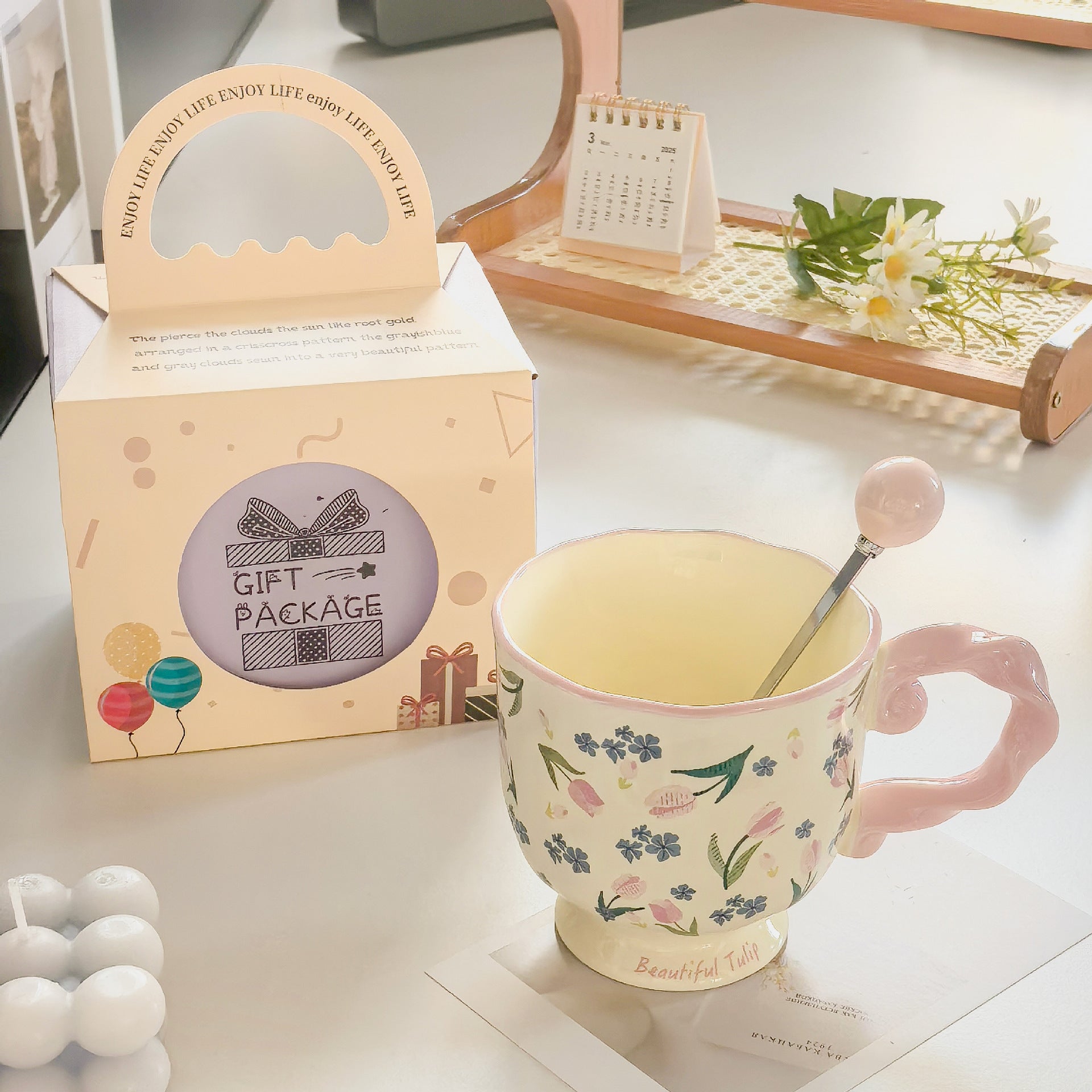 Elegant Ceramic Mug with Sculpted Handle,400ml Vintage Inspired Pedestal Design Rose pink