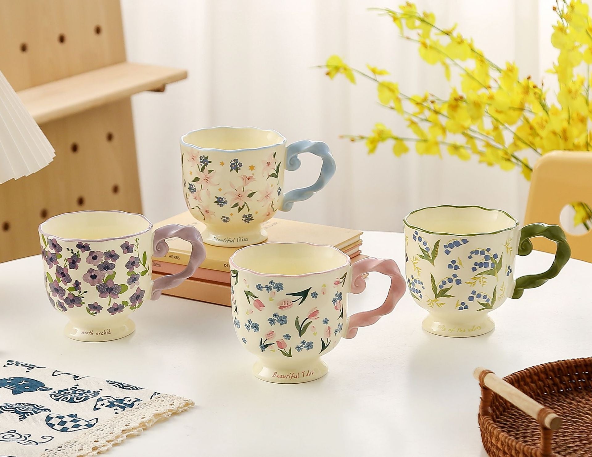 Elegant Ceramic Mug with Sculpted Handle,400ml Vintage Inspired Pedestal Design Rose pink