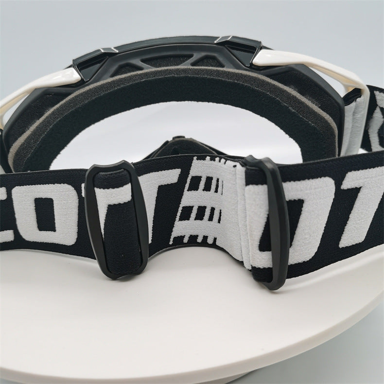 Performance Motocross & Off-Road Goggles - Increased Impact Protection with Lens Lock System White and red frame transparent piece