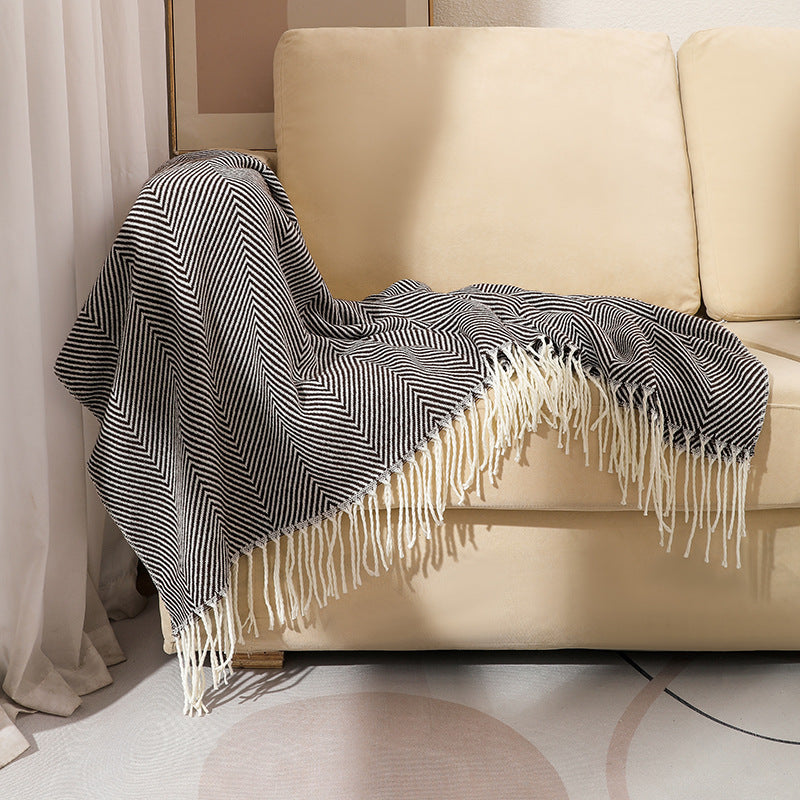 Black Elegant Herringbone Tassel Throw Blanket - Large Acrylic Faux Cashmere Soft Cozy Blanket for Sofa, Bed & Decor 130x240cm