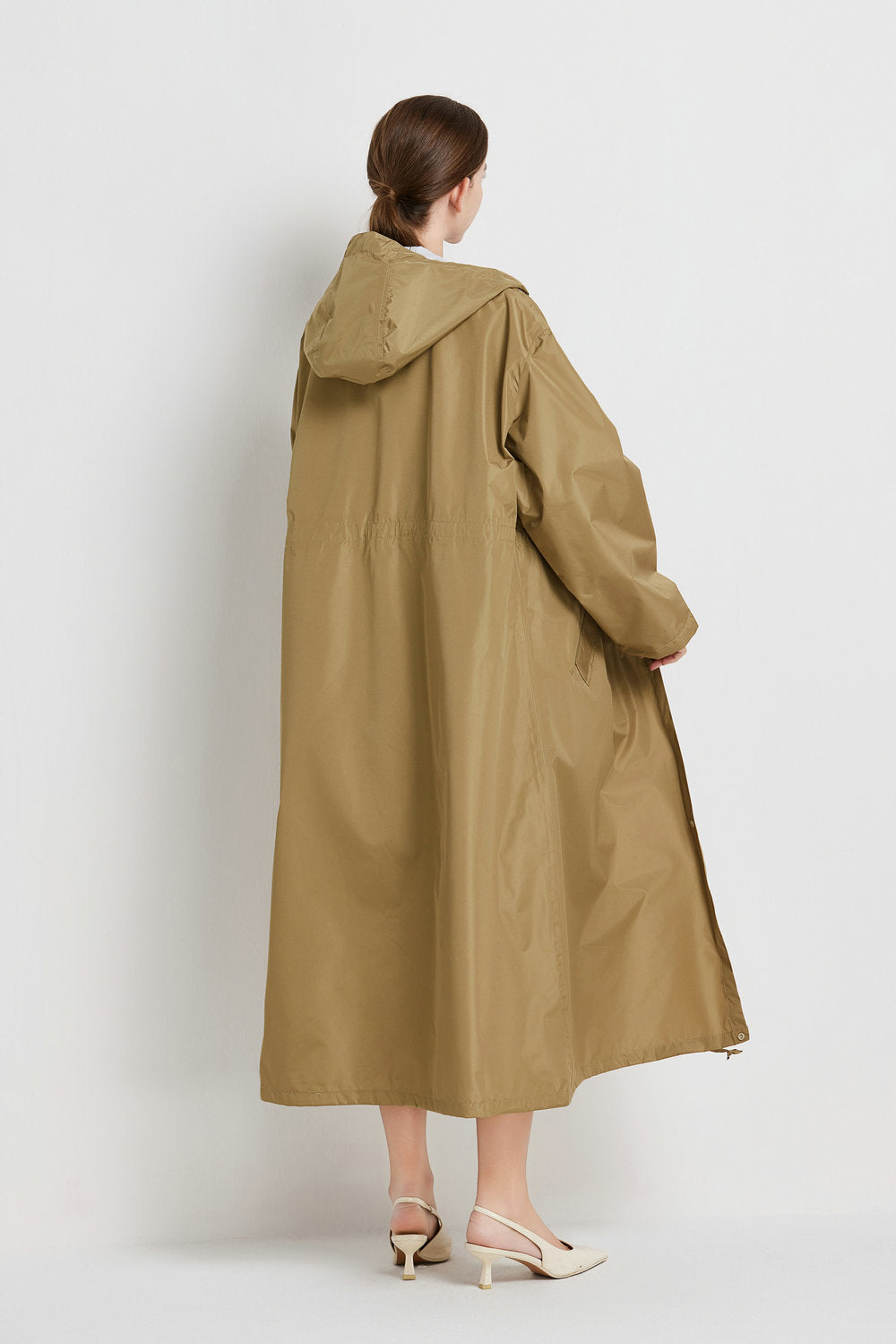Size M Black Women's Chic Lightweight Waterproof Raincoat - Long Hooded Packable Rain Jacket with Pouch