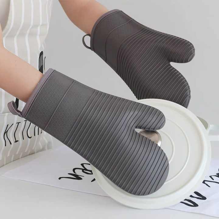 Grey Premium Heat Resistant Silicone Oven Mitts Pair - Non-Slip Grip, Cotton Lined for Kitchen Baking, Grilling & BBQ