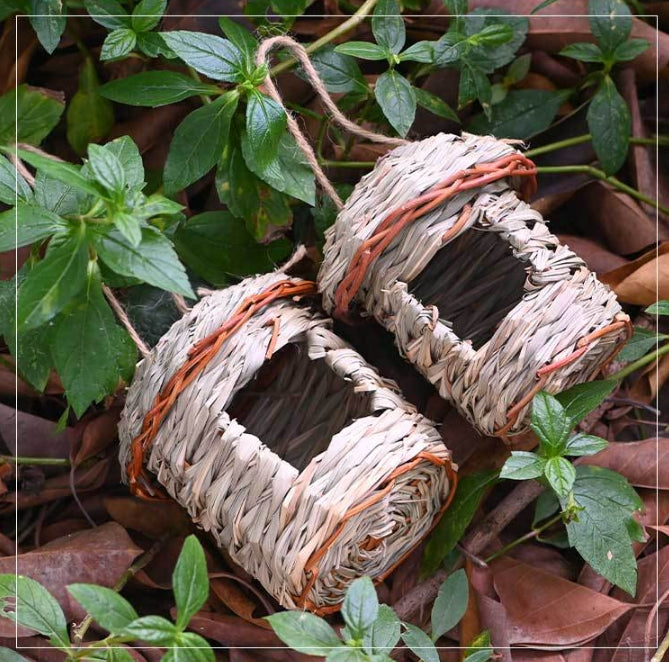 3-Piece Handcrafted Natural Grass Bird Nest - Eco-Friendly Pet Garden Decor 13*8cm