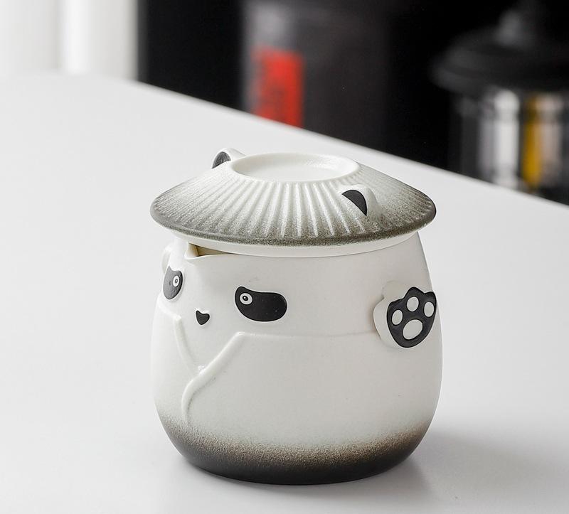 Adorable Panda Design Ceramic Tea Infuser Mug Set - 310ml Travel Crackle Glaze Cup with Lid & Strainer black