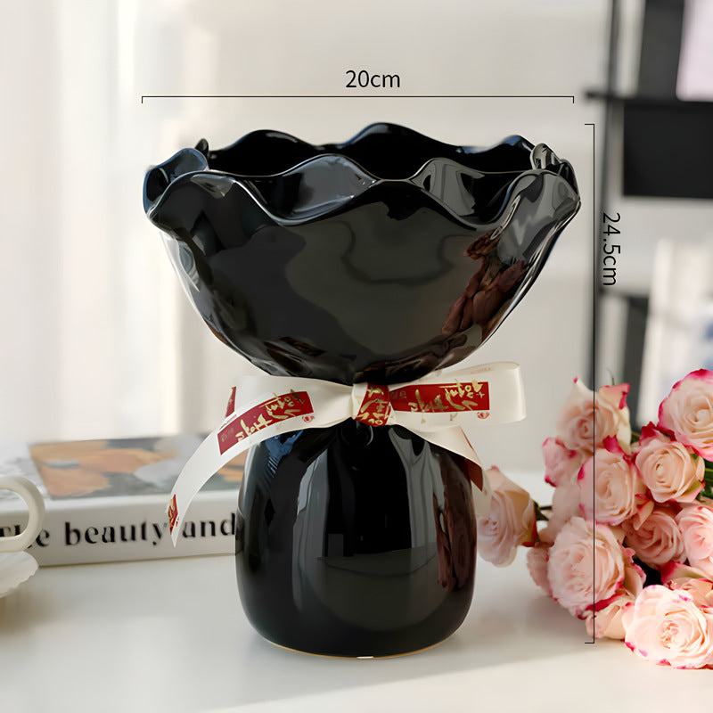 Handcrafted Minimalist Ceramic Vase - Artistic Home Decor Centerpiece black