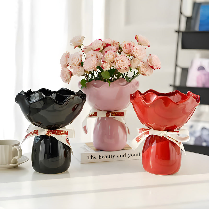 Handcrafted Minimalist Ceramic Vase - Artistic Home Decor Centerpiece white