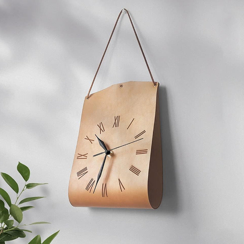 Retro PU Leather Hanging Wall Clock - Silent Sweep Movement, Roman Numerals, Decorative Handbag Style Light Brown