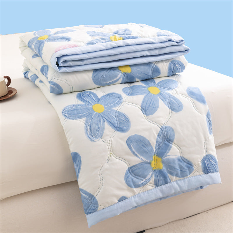Lightweight Reversible Summer Quilt - Soft, Breathable & Machine Washable Comforter 150x200cm blue flowers