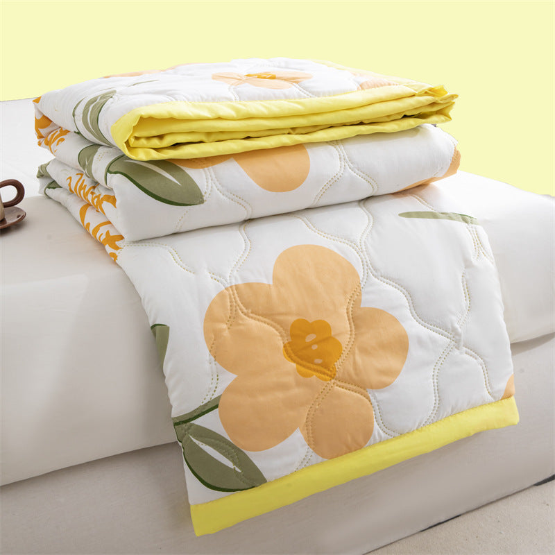 Lightweight Reversible Summer Quilt - Soft, Breathable & Machine Washable Comforter 150x200cm Fan Flower