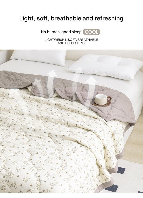 Lightweight Reversible Summer Quilt - Soft, Breathable & Machine Washable Comforter 150x200cm Full of Love