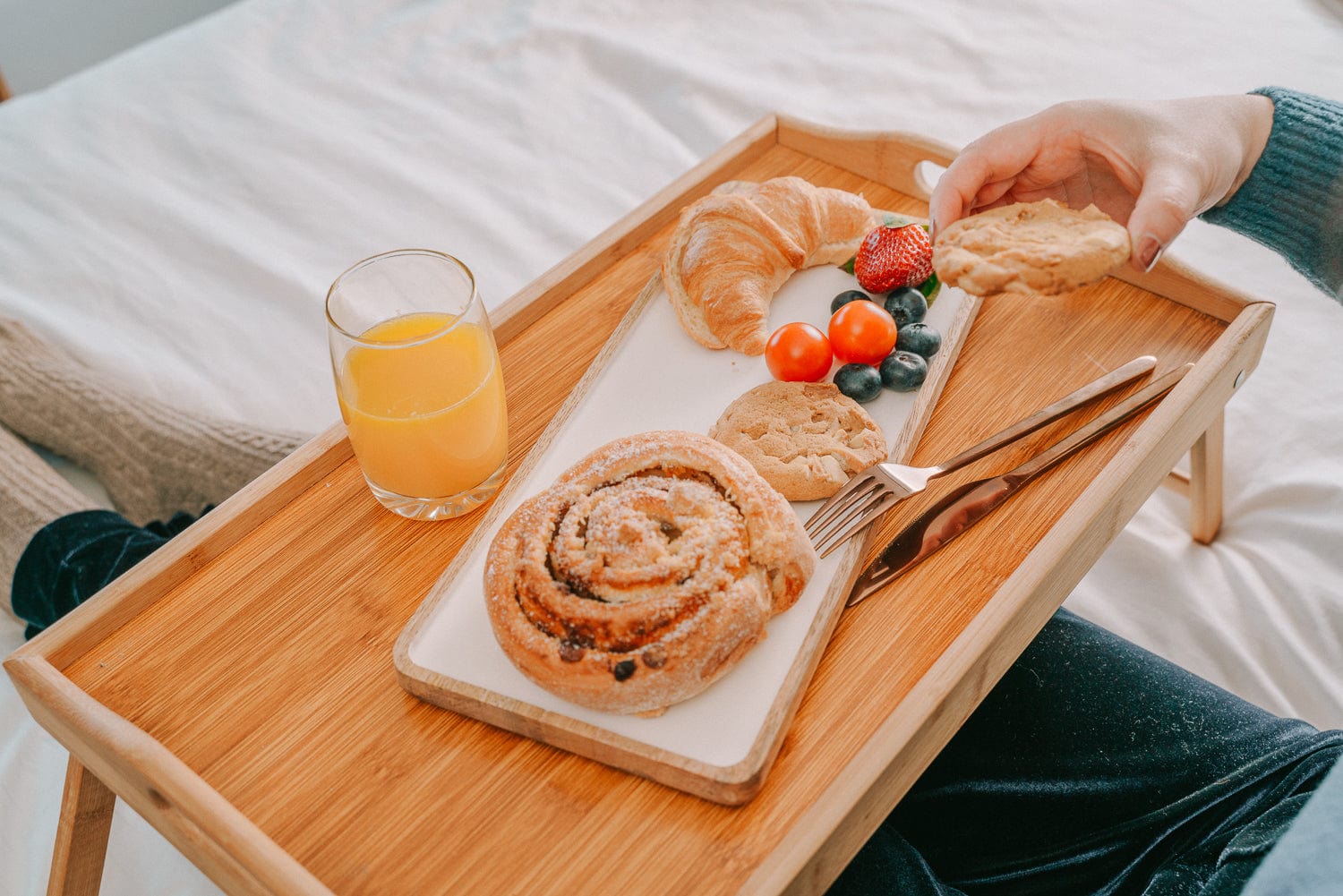 Foldable Bamboo Bed Tray / Breakfast Serving Table