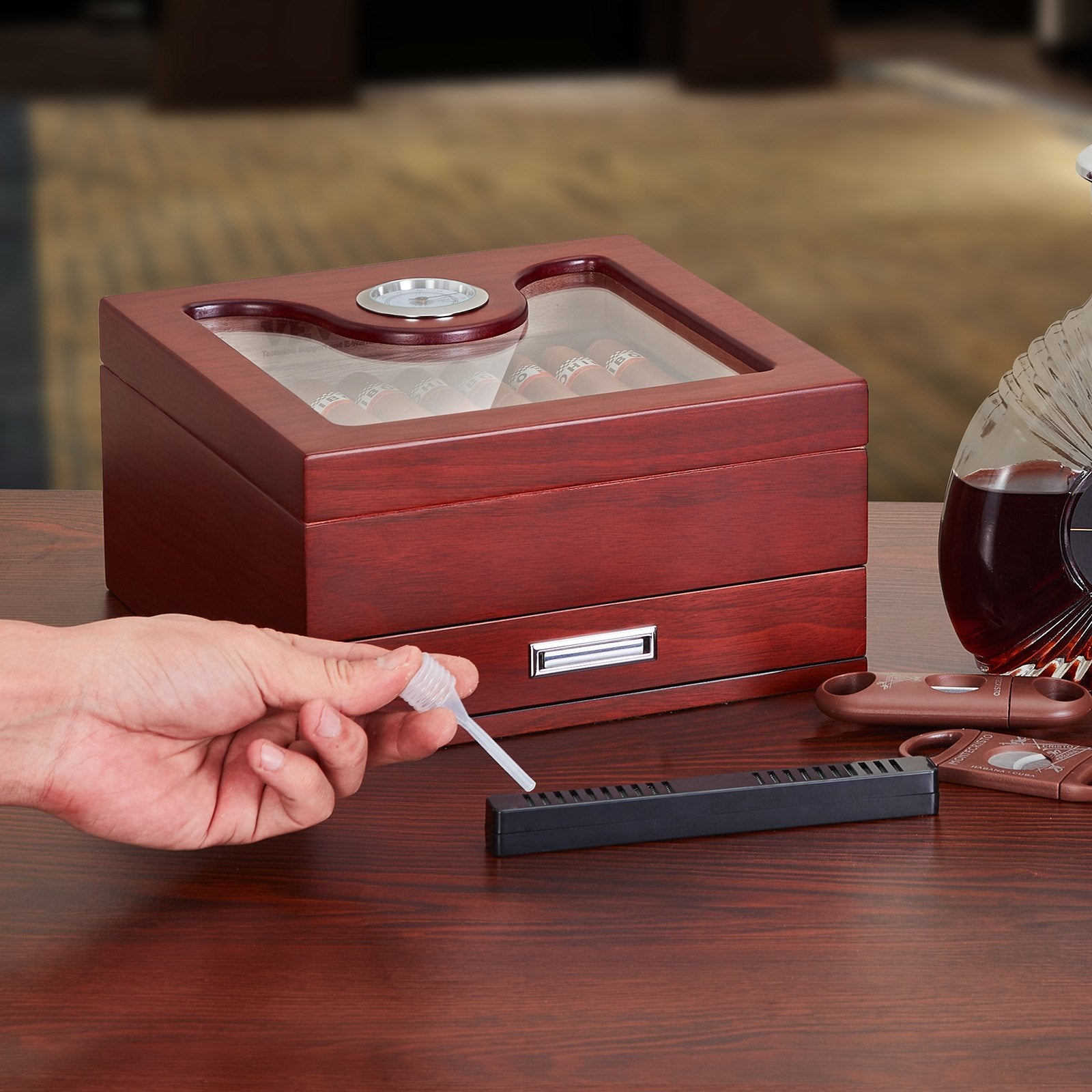 VEVOR Cigar Humidor, Glass Top Cigar Humidor Box, Handmade Spanish Cedar Wood Cigar Desktop Box, Cigar Storage Case with Humidifier, Hygrometer, Divider and Accessory Drawer, 20-35 Cigars