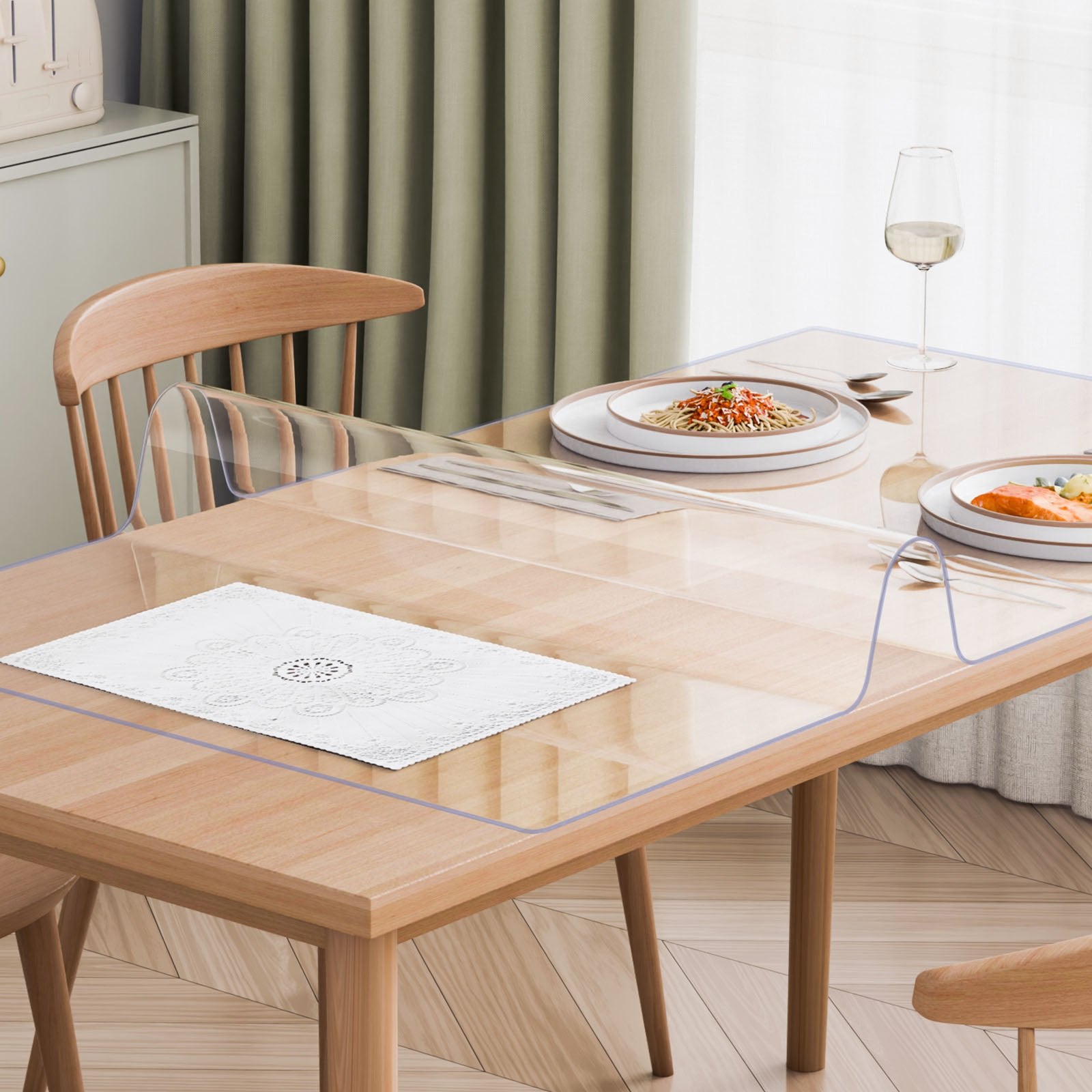 VEVOR Plastic Table Cover, 42 x 72 Inch 2.0 mm Thick Clear Table Protector, Rectangle PVC Desk Mat, Waterproof & Easy Cleaning Desk Pad Tablecloth, for Office Dresser Dining Room Table Night Stand
