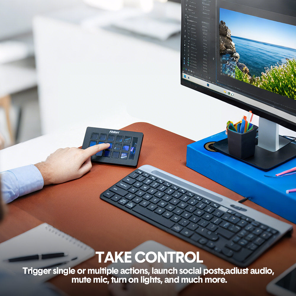 Studio Controller Keyboard Stream Controller Customizable Deck with 15 Shortcut Keys for Multi Applications Triggered in PC for Streaming Studio Work Game